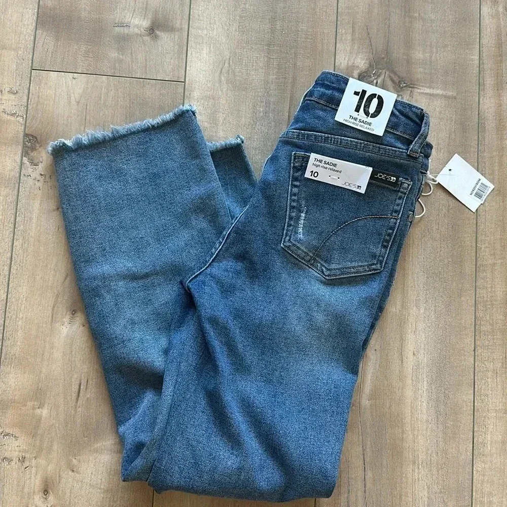 NWT Joe's Jeans Kids' The Sadie Frayed Hem Relaxed Fit Jeans Sz 10 - Picture 2 of 11
